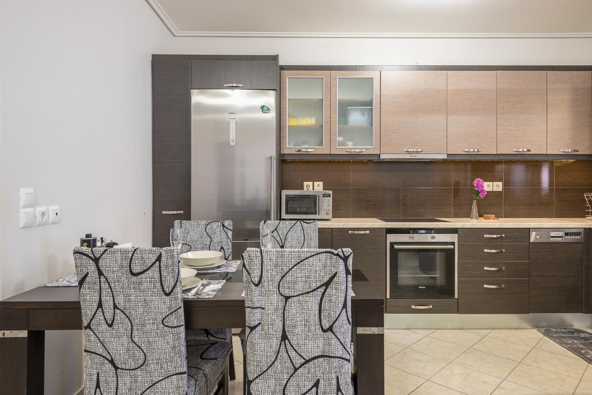 Rigas Apartment In Ilioupoli Athens Exterior photo